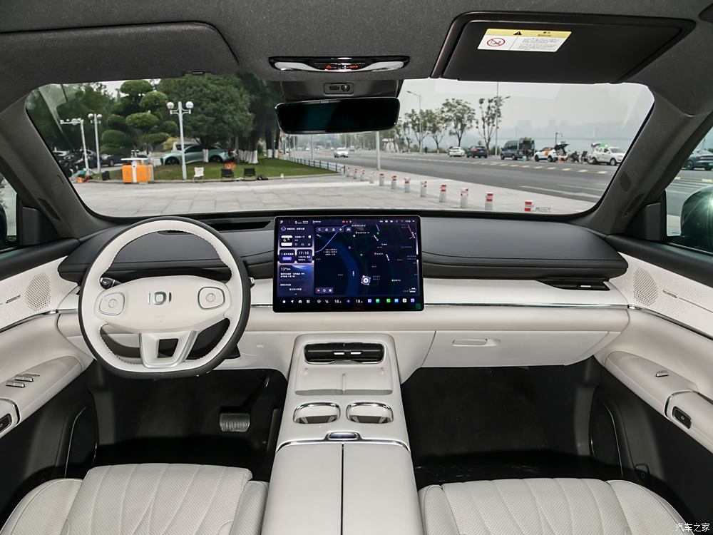 Changan Qiyuan C798 Interior Officially Unveiled, Equipped with CDC Magic Carpet Suspension and More