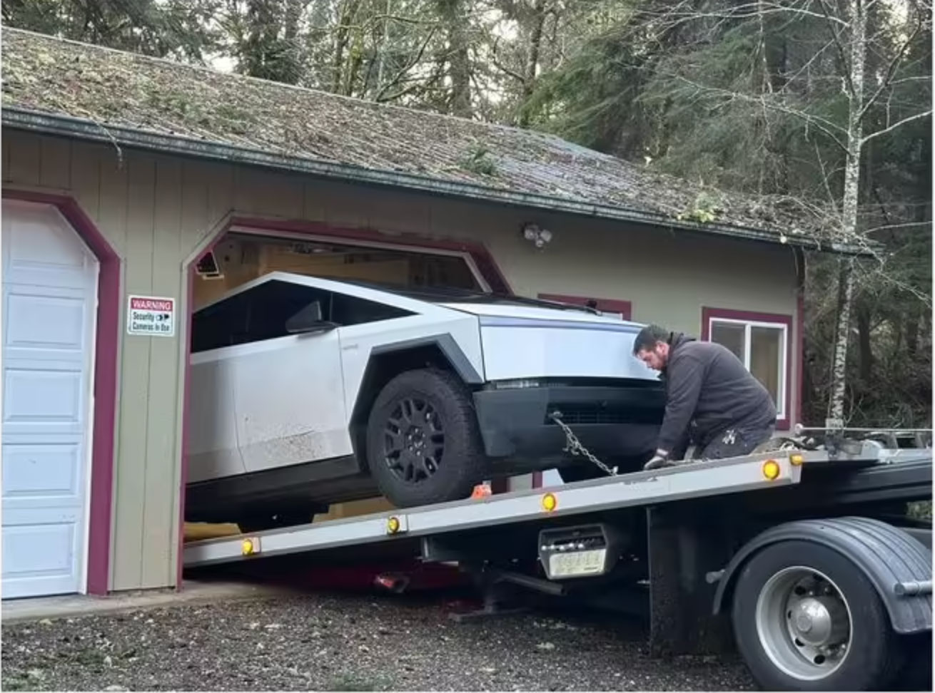 Some Tesla Cybertruck Owners Report 'Bricking' After Software Update