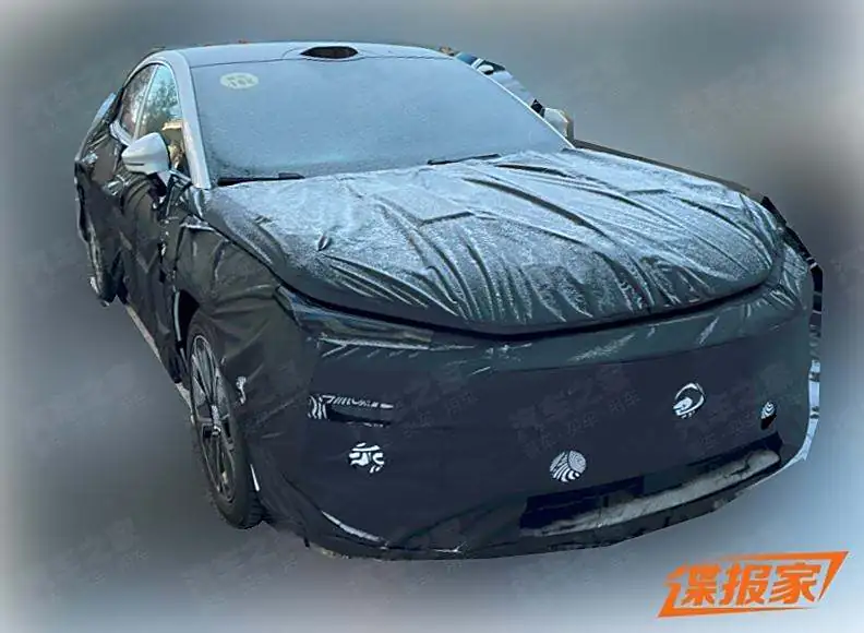 Geely Galaxy New Plug-in Hybrid Sedan Spy Photos Exposed, Resembling Galaxy E8