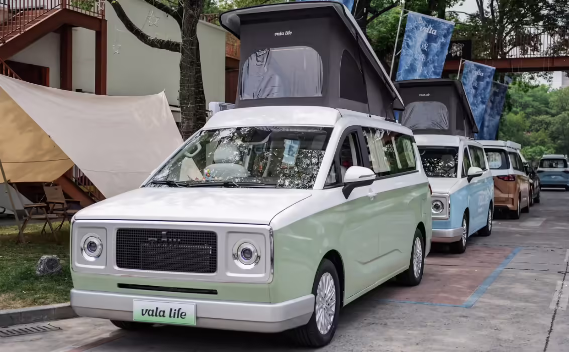 BAIC Manufacturing Free Kingdom Vala RV 'Pure Electric Pro' Launched: With Roof-Raising Lying Structure, Range 505 Kilometers, 268,000 Yuan